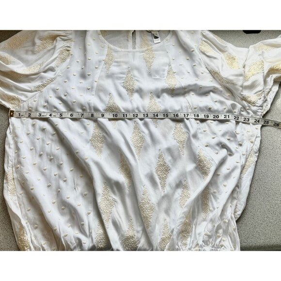 Cato Blouse Women 18/20W Long Balloon Sleeve White Cream Embroidered Elastic Hem - Picture 9 of 9